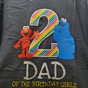 Sesame Street DAD Birthday Shirt Men's Large 2 Girls Gildan Black Elmo